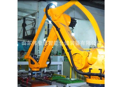 塑料顆粒全自動碼垛機選型時應(yīng)該注意什么？