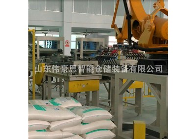企業(yè)使用干粉機(jī)械手碼垛機(jī)能改變什么現(xiàn)狀？