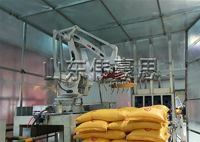 塑膠粉自動(dòng)碼垛機(jī)械手具備哪些特點(diǎn)？